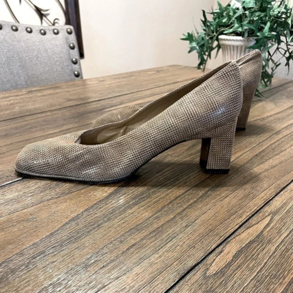 Stuart Weitzman Square Toe Brown Tan Slip On Block Heels Women’s Size 9.5 B